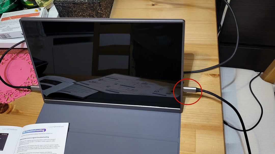 portable monitor with USB Type-C port